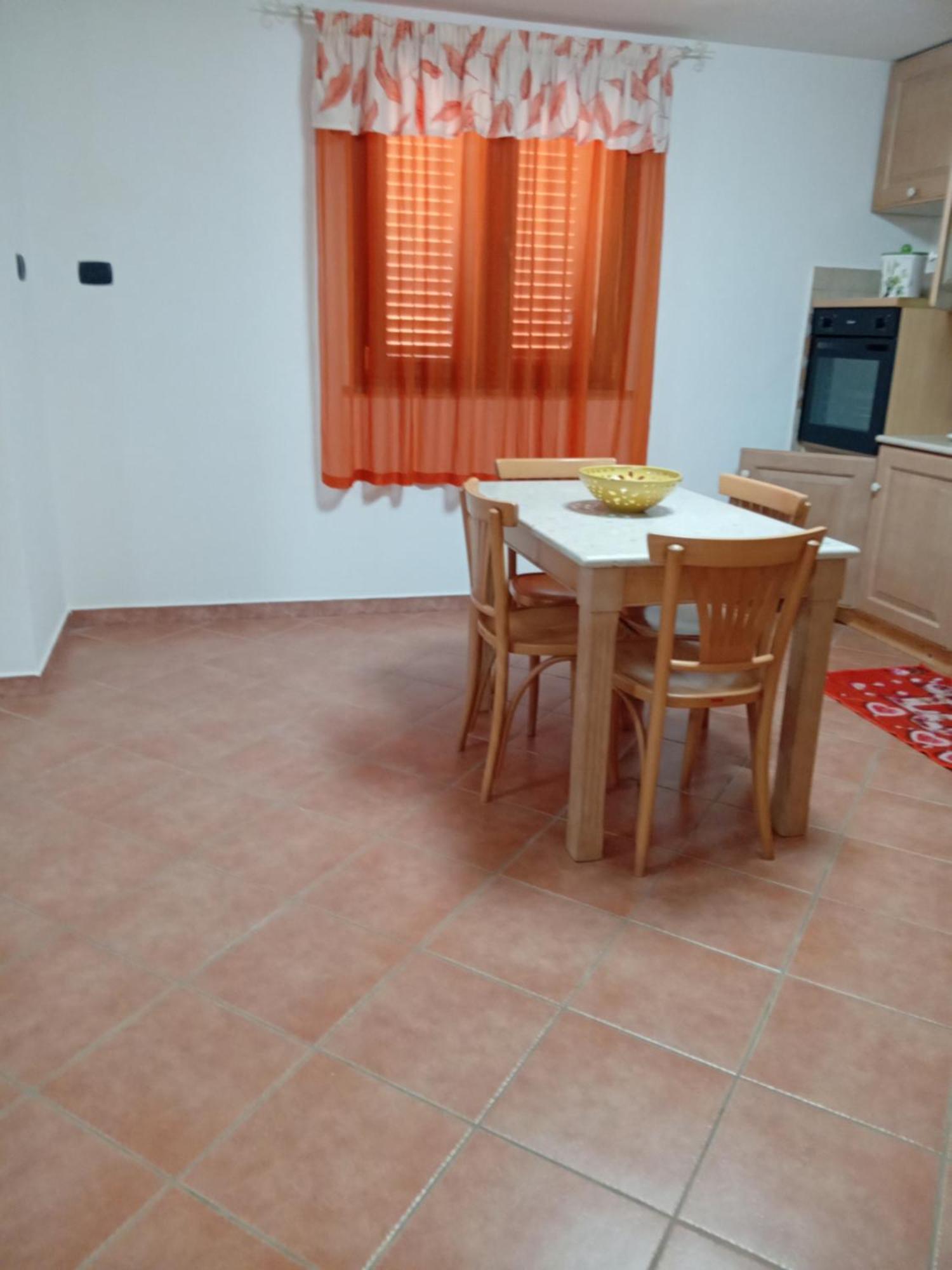 Casa Antonella Appartement Porto Torres Buitenkant foto